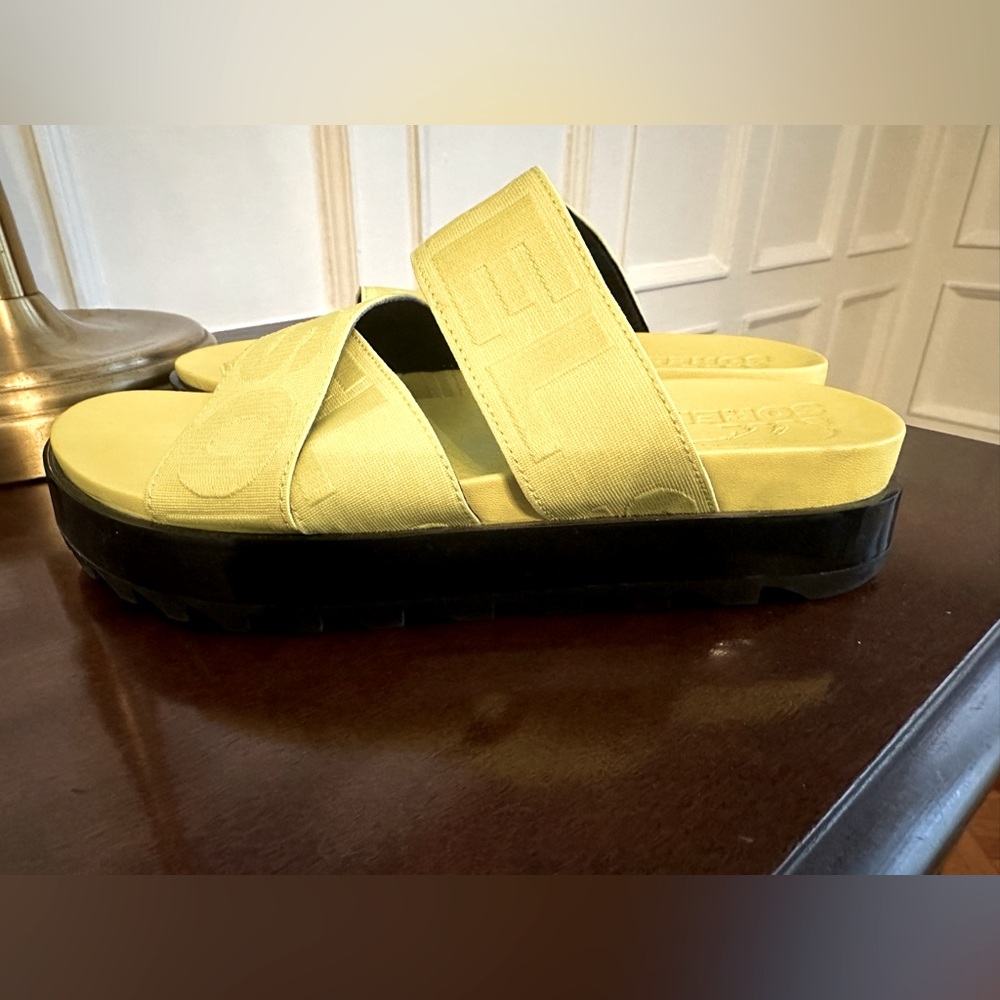 Sorel yellow sandals- size 9 -never worn